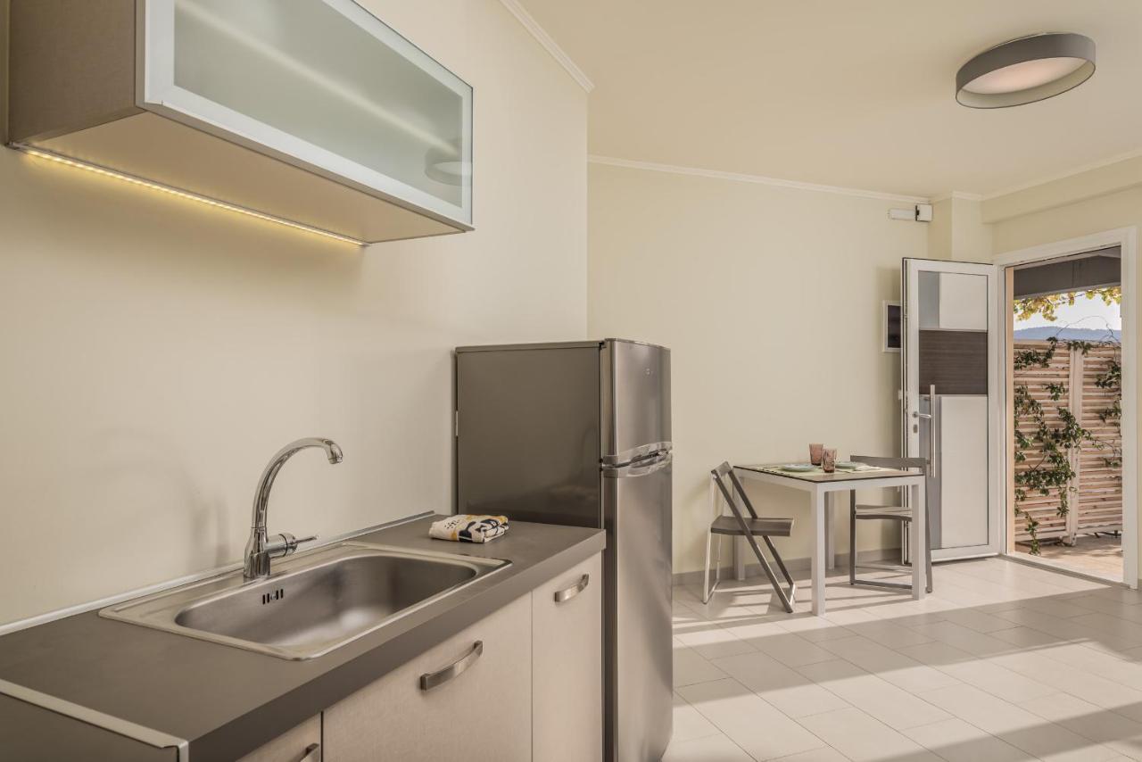 Heaven'S Door Apartment Самос Екстериор снимка