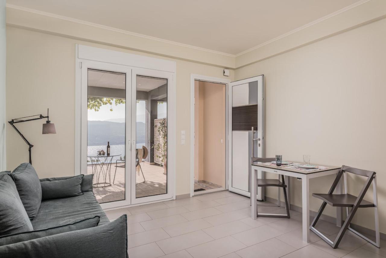 Heaven'S Door Apartment Самос Екстериор снимка